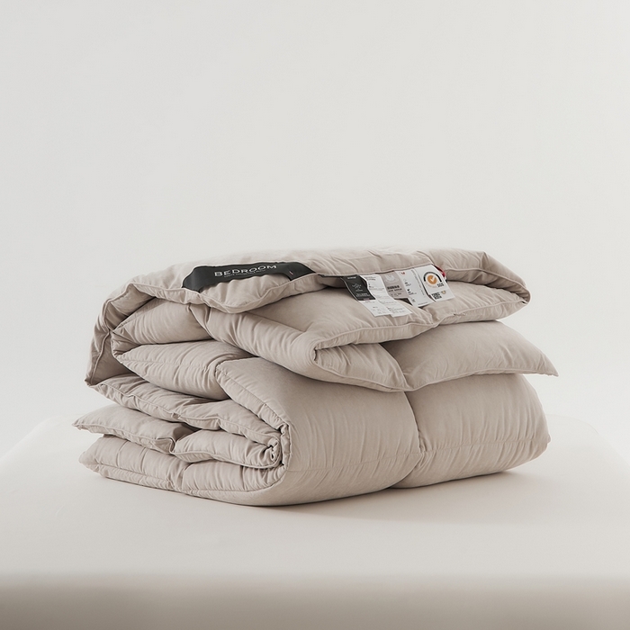 91家纺网 家纺一手货源 找家纺 境月枕芯坊 2025新款纯色云绒被被子被芯系列 云绒被浅灰