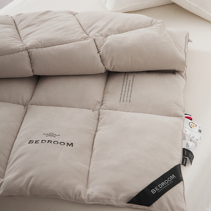 91家纺网 家纺一手货源 找家纺 境月枕芯坊 2025新款纯色云绒被被子被芯系列 组合图仅供展示不可下单