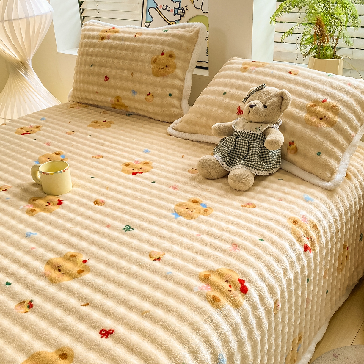 91家纺网 家纺一手货源 找家纺 眠势力 2025新款暖绒泡泡床单冬季保暖被单牛奶绒床单罩 奶油小熊【暖绒泡泡床单】