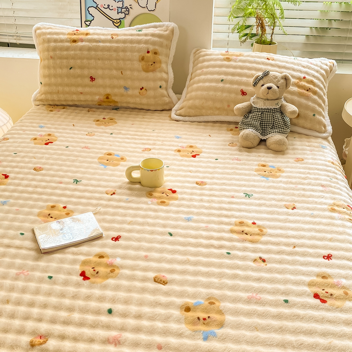 91家纺网 家纺一手货源 找家纺 眠势力 2025新款暖绒泡泡床单冬季保暖被单牛奶绒床单罩 奶油小熊【暖绒泡泡床单】