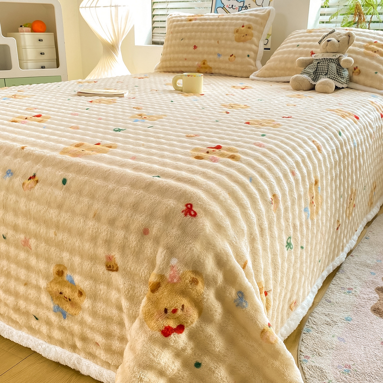 91家纺网 家纺一手货源 找家纺 眠势力 2025新款暖绒泡泡床单冬季保暖被单牛奶绒床单罩 奶油小熊【暖绒泡泡床单】