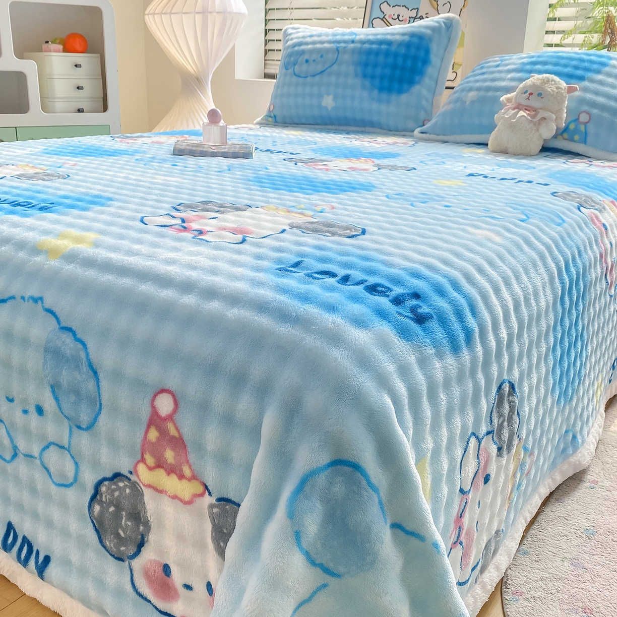 91家纺网 家纺一手货源 找家纺 眠势力 2025新款暖绒泡泡床单冬季保暖被单牛奶绒床单罩 趴趴狗【暖绒泡泡床单】