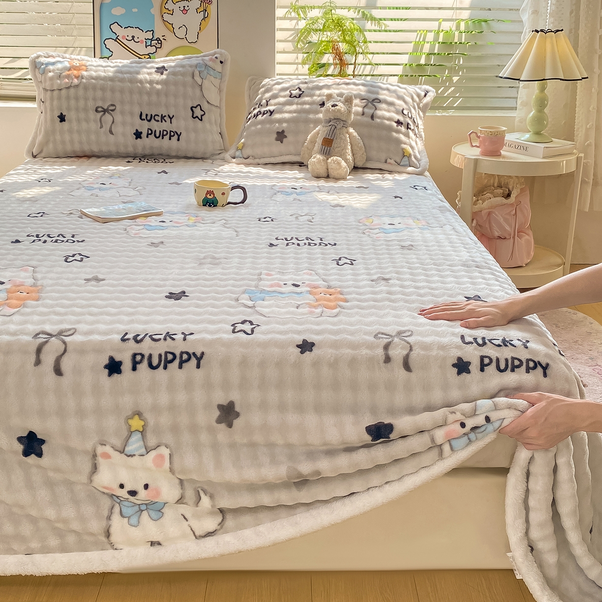 91家纺网 家纺一手货源 找家纺 眠势力 2025新款暖绒泡泡床单冬季保暖被单牛奶绒床单罩 星星猫咪【暖绒泡泡床单】