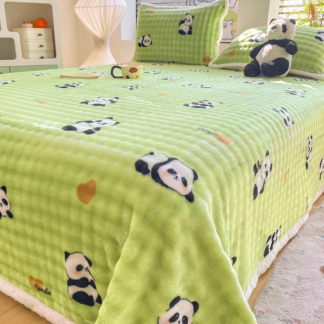 91家纺网 家纺一手货源 找家纺 眠势力 2025新款暖绒泡泡床单冬季保暖被单牛奶绒床单罩 熊猫【暖绒泡泡床单】