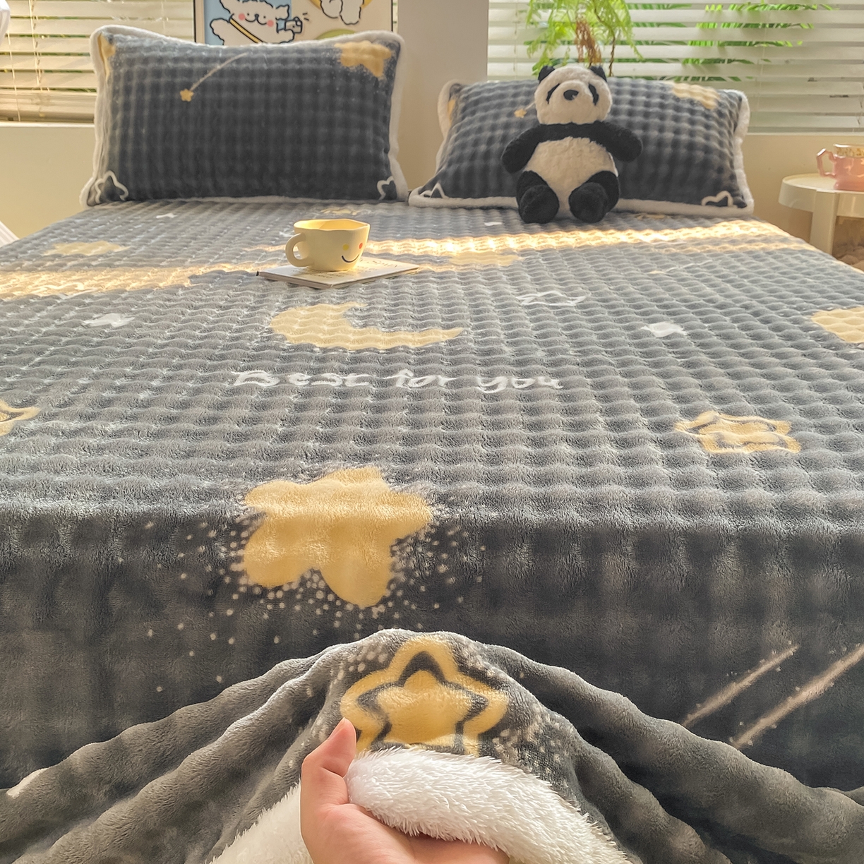 91家纺网 家纺一手货源 找家纺 眠势力 2025新款暖绒泡泡床单冬季保暖被单牛奶绒床单罩 月亮湾【暖绒泡泡床单】