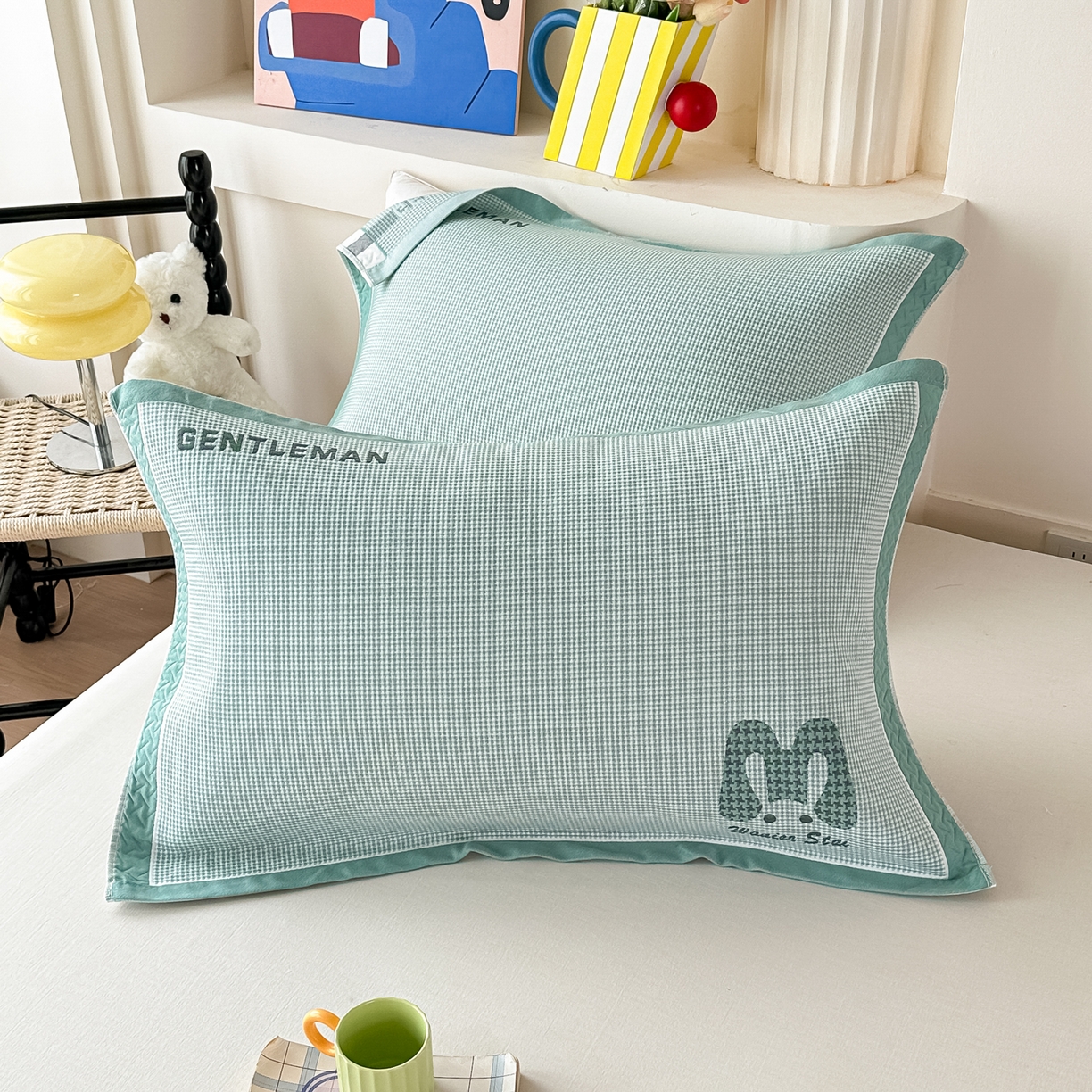 91家纺网 家纺一手货源 找家纺 沐瑟家纺 2025新款亲肤柔软纱布小米格枕巾 M兔-绿色 52*78cm枕巾/只