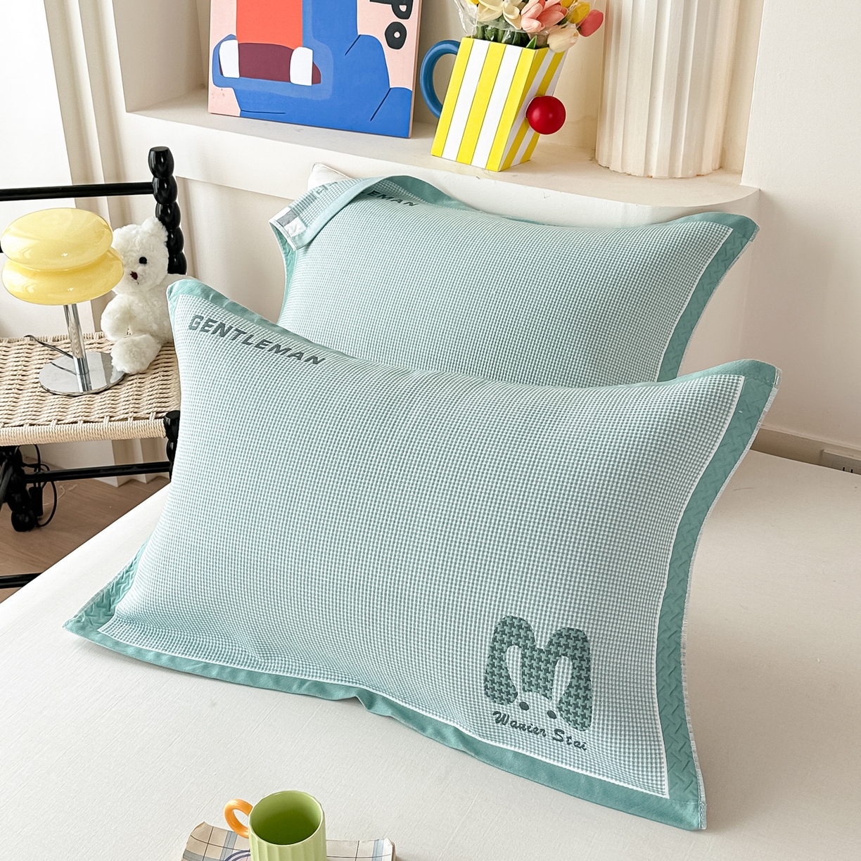 91家纺网 家纺一手货源 找家纺 沐瑟家纺 2025新款亲肤柔软纱布小米格枕巾 M兔-绿色 52*78cm枕巾/对