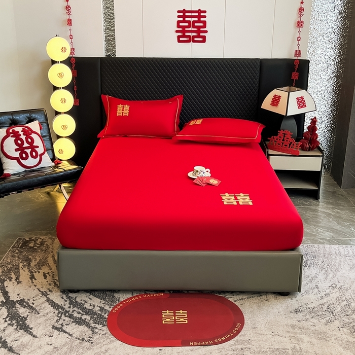 91家纺网 家纺一手货源 找家纺 极梦家纺 2025新款大红婚庆床笠三件套床垫保护套 双喜临门床笠款
