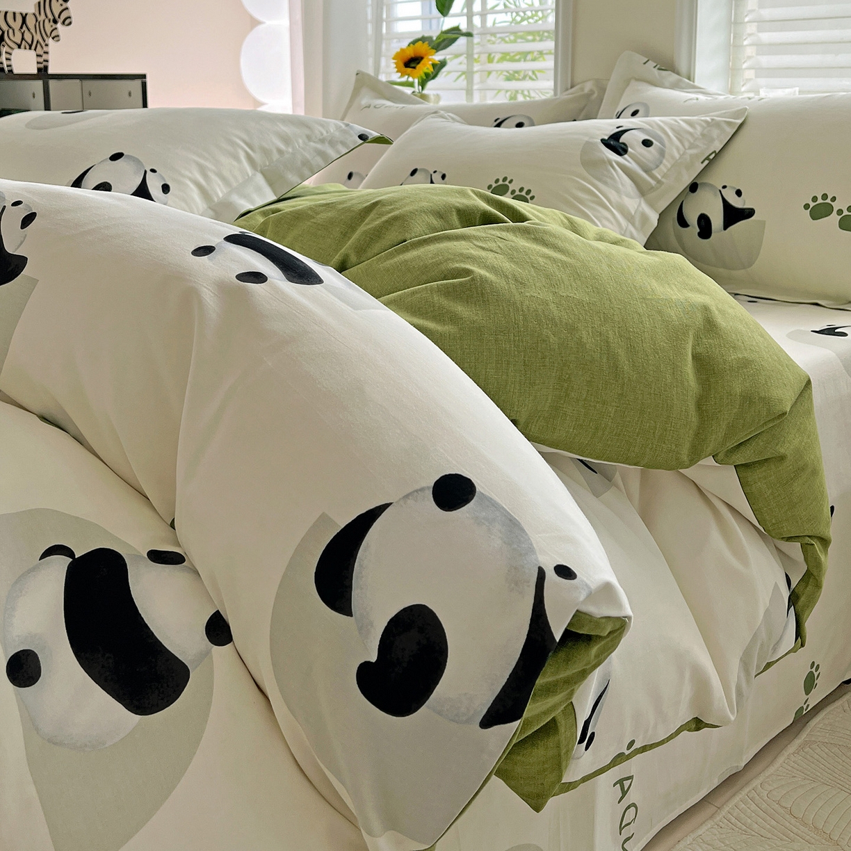 91家纺网 家纺一手货源 找家纺 依庭 2025新款高克重全棉纯棉磨毛印花四件套 萌宠