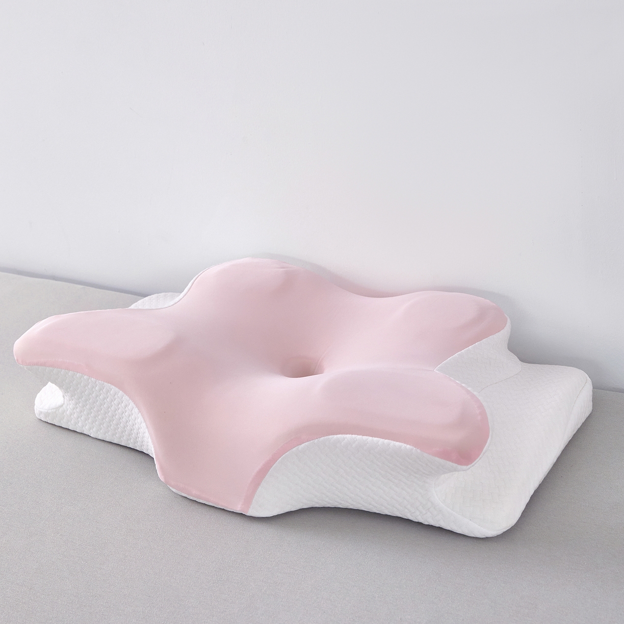 纳斯顿家纺 2025新款枕头护颈椎助睡眠慢回弹牵引枕记忆棉枕蝶形人体工学多功能侧睡枕飞机枕牛角枕 粉色