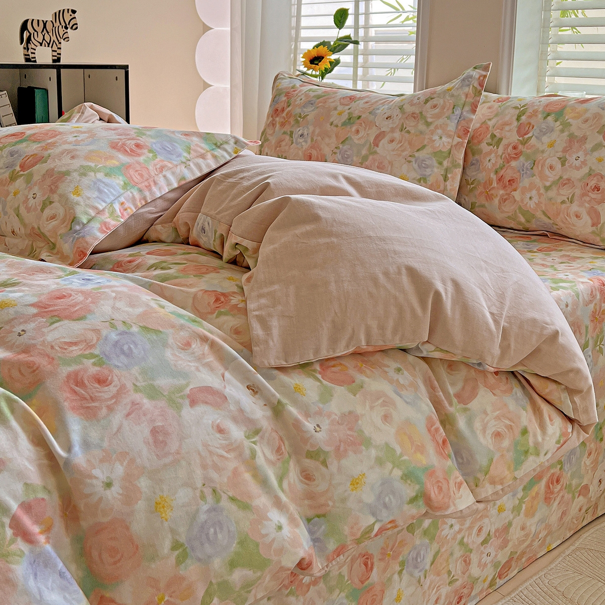 91家纺网 家纺一手货源 找家纺 依庭 2025新款高克重全棉纯棉磨毛印花四件套 甜梦茶语