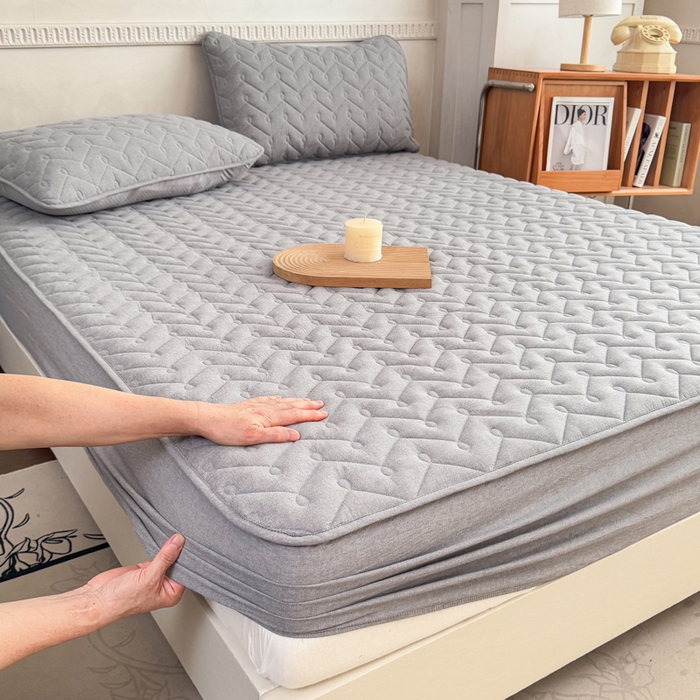 91家纺网 家纺一手货源 找家纺 小萌虎 2025新款全棉色织水洗棉新疆棉花床笠 初棉-灰