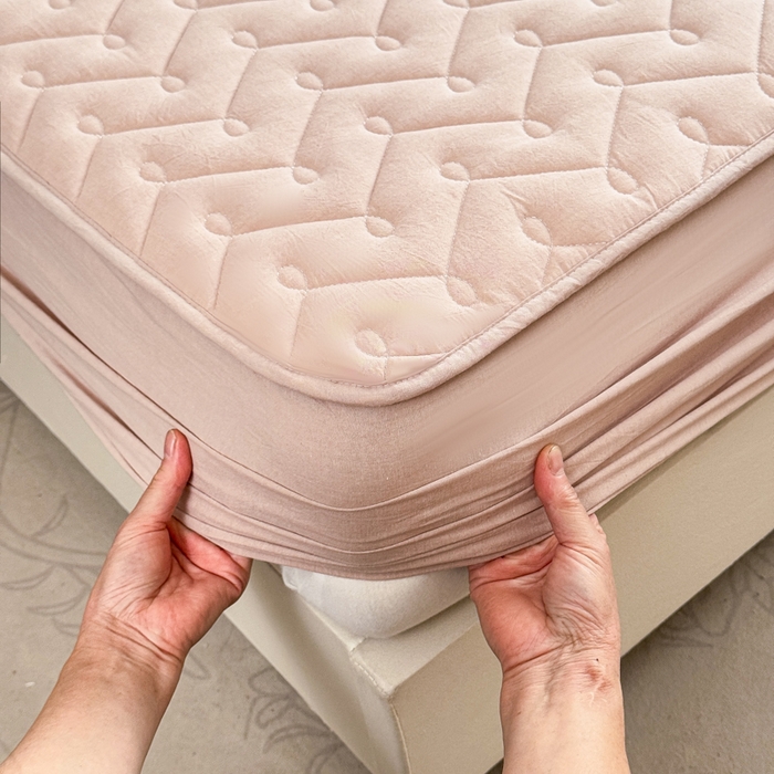 91家纺网 家纺一手货源 找家纺 小萌虎 2025新款全棉色织水洗棉新疆棉花床笠 初棉-奶咖