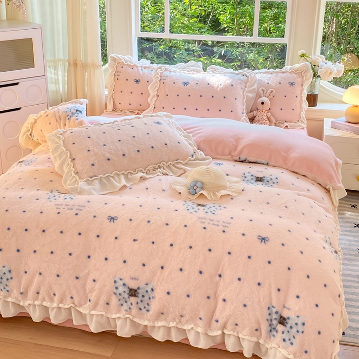 91家纺网 家纺一手货源 找家纺 （总）米可 2025新款兔毛绒花边牛奶绒四件套