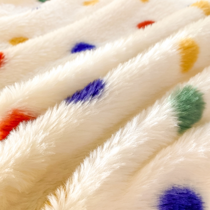 91家纺网 家纺一手货源 找家纺 米可 2025新款兔毛绒花边牛奶绒四件套 彩色波点