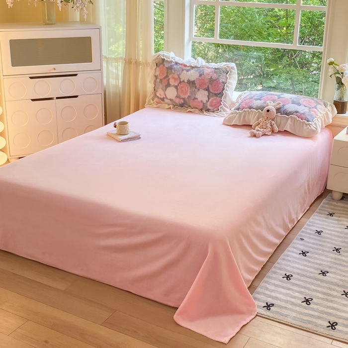 91家纺网 家纺一手货源 找家纺 米可 2025新款兔毛绒花边牛奶绒四件套 玫瑰庄园