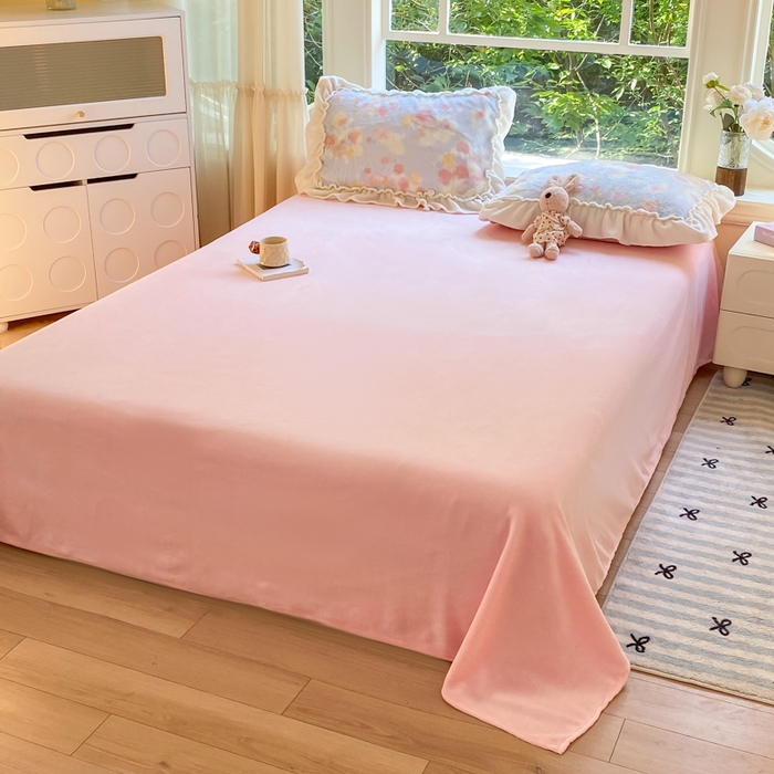 91家纺网 家纺一手货源 找家纺 米可 2025新款兔毛绒花边牛奶绒四件套 柔韵-蓝