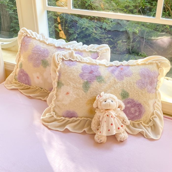 91家纺网 家纺一手货源 找家纺 米可 2025新款兔毛绒花边牛奶绒四件套 紫色花语