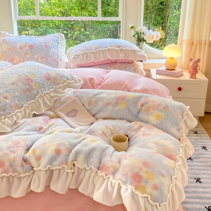 91家纺网 家纺一手货源 找家纺 米可 2025新款兔毛绒花边牛奶绒四件套 柔韵-蓝