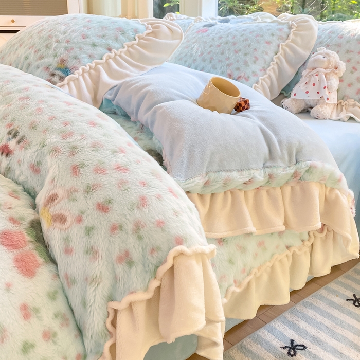 91家纺网 家纺一手货源 找家纺 米可 2025新款兔毛绒花边牛奶绒四件套 梦幻女孩