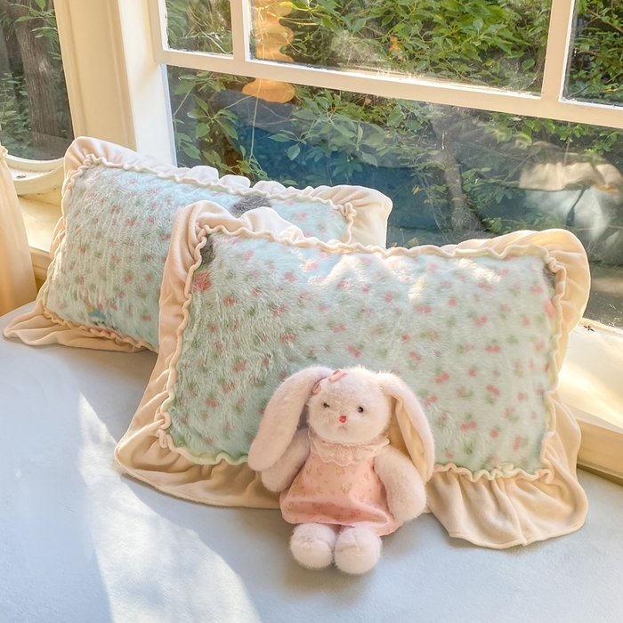 91家纺网 家纺一手货源 找家纺 米可 2025新款兔毛绒花边牛奶绒四件套 梦幻女孩