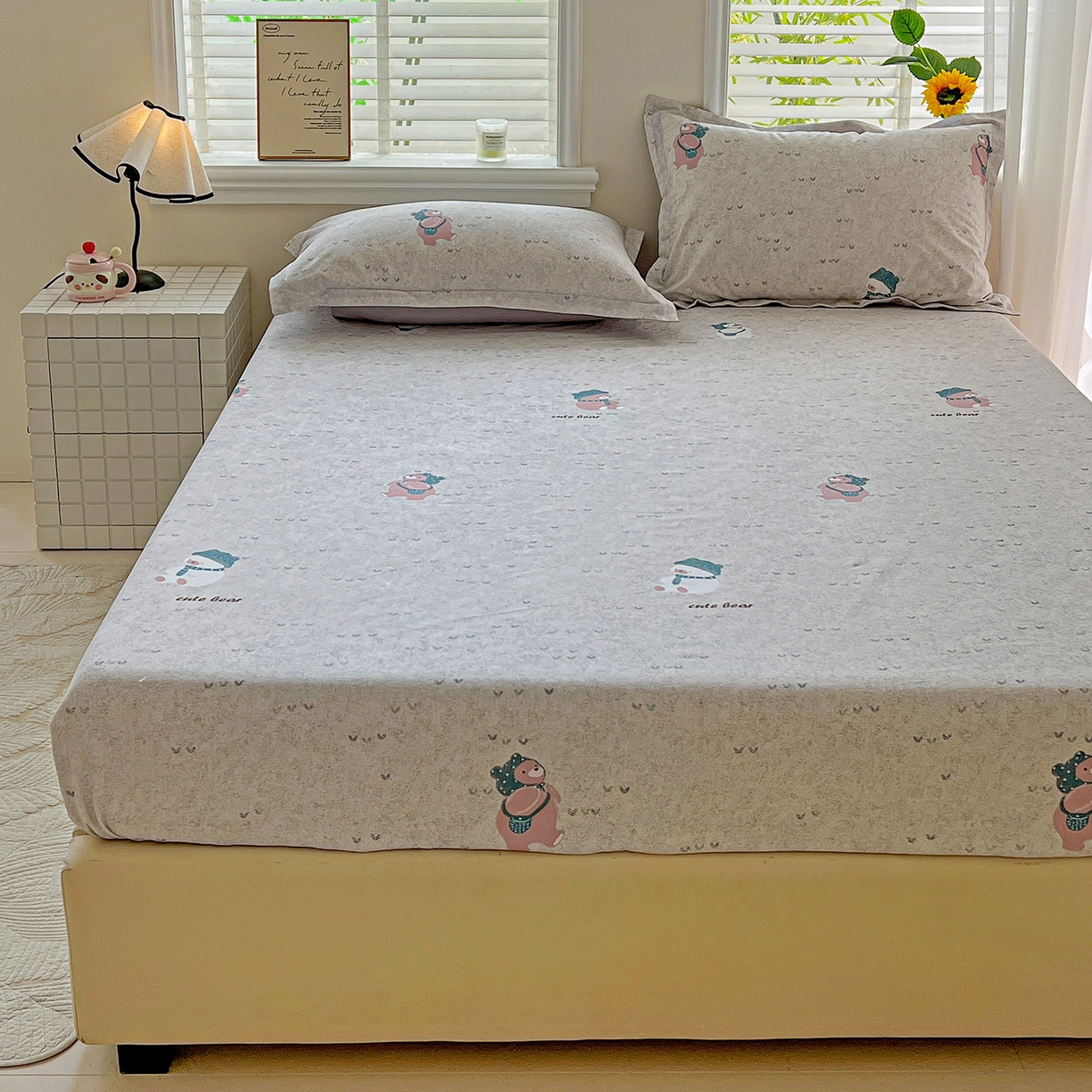 91家纺网 家纺一手货源 找家纺 依庭 2025新款高克重全棉纯棉磨毛印花四件套 幸福小熊