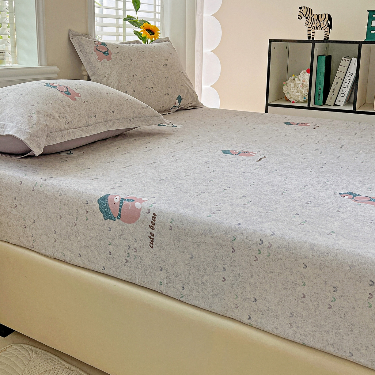 91家纺网 家纺一手货源 找家纺 依庭 2025新款高克重全棉纯棉磨毛印花四件套 幸福小熊