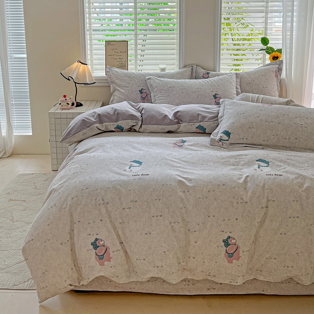 91家纺网 家纺一手货源 找家纺 依庭 2025新款高克重全棉纯棉磨毛印花四件套 幸福小熊