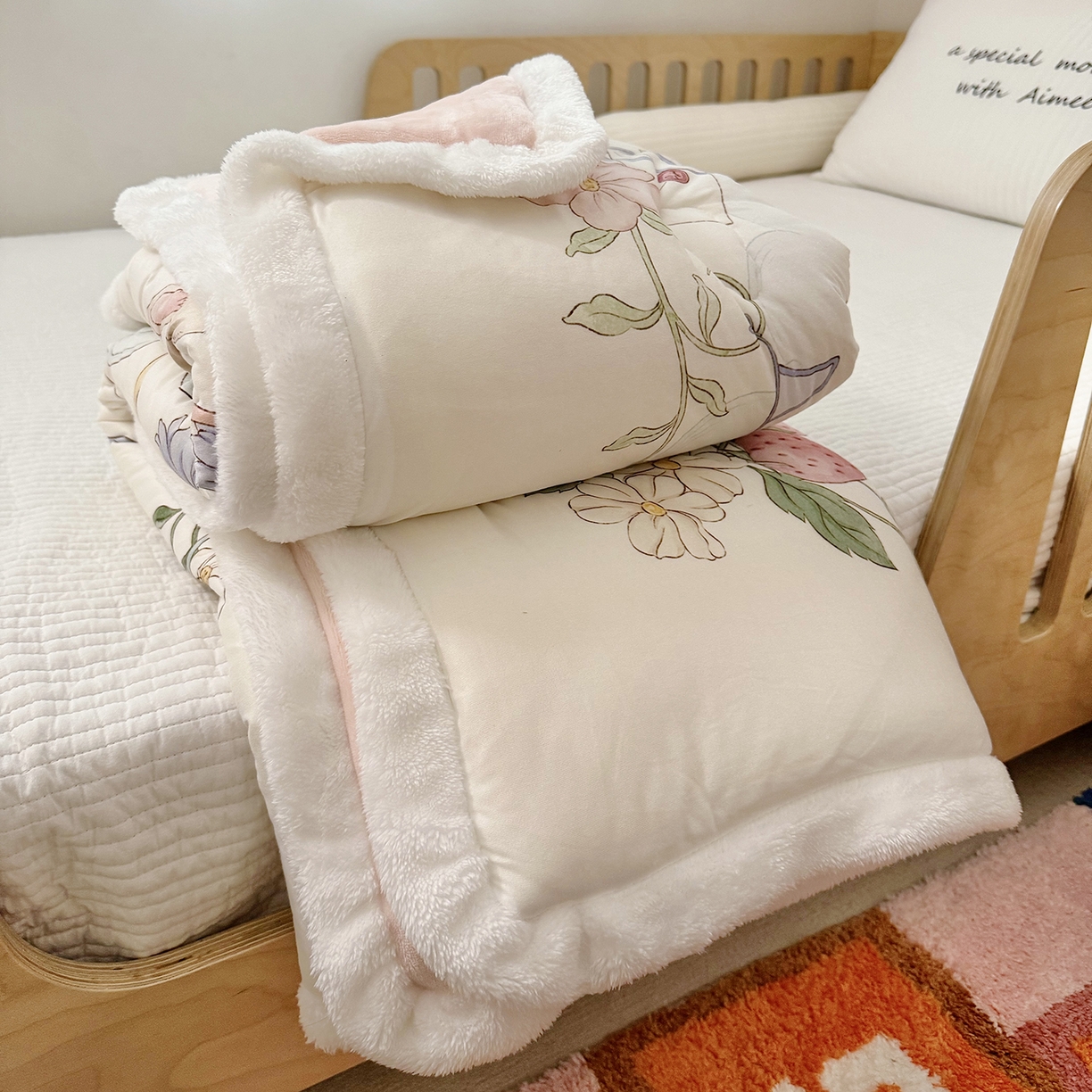 91家纺网 家纺一手货源 找家纺 荷马之梦 2025新款A类针织棉牛奶绒大豆纤维春秋被冬被儿童被芯幼儿园被子-奶芙系列 奶芙-仲夏节乐园