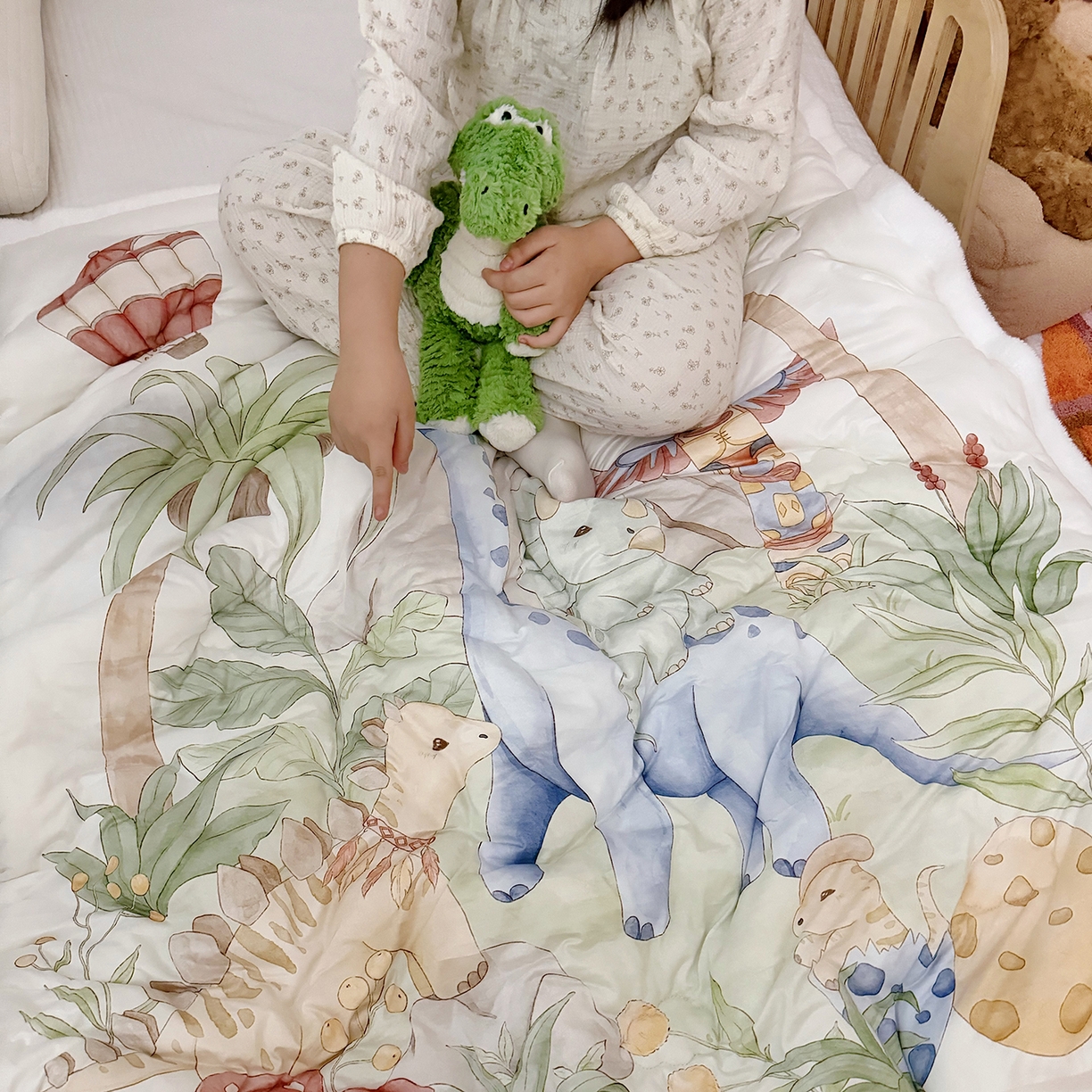 91家纺网 家纺一手货源 找家纺 荷马之梦 2025新款A类针织棉牛奶绒大豆纤维春秋被冬被儿童被芯幼儿园被子-奶芙系列 奶芙-恐龙部落