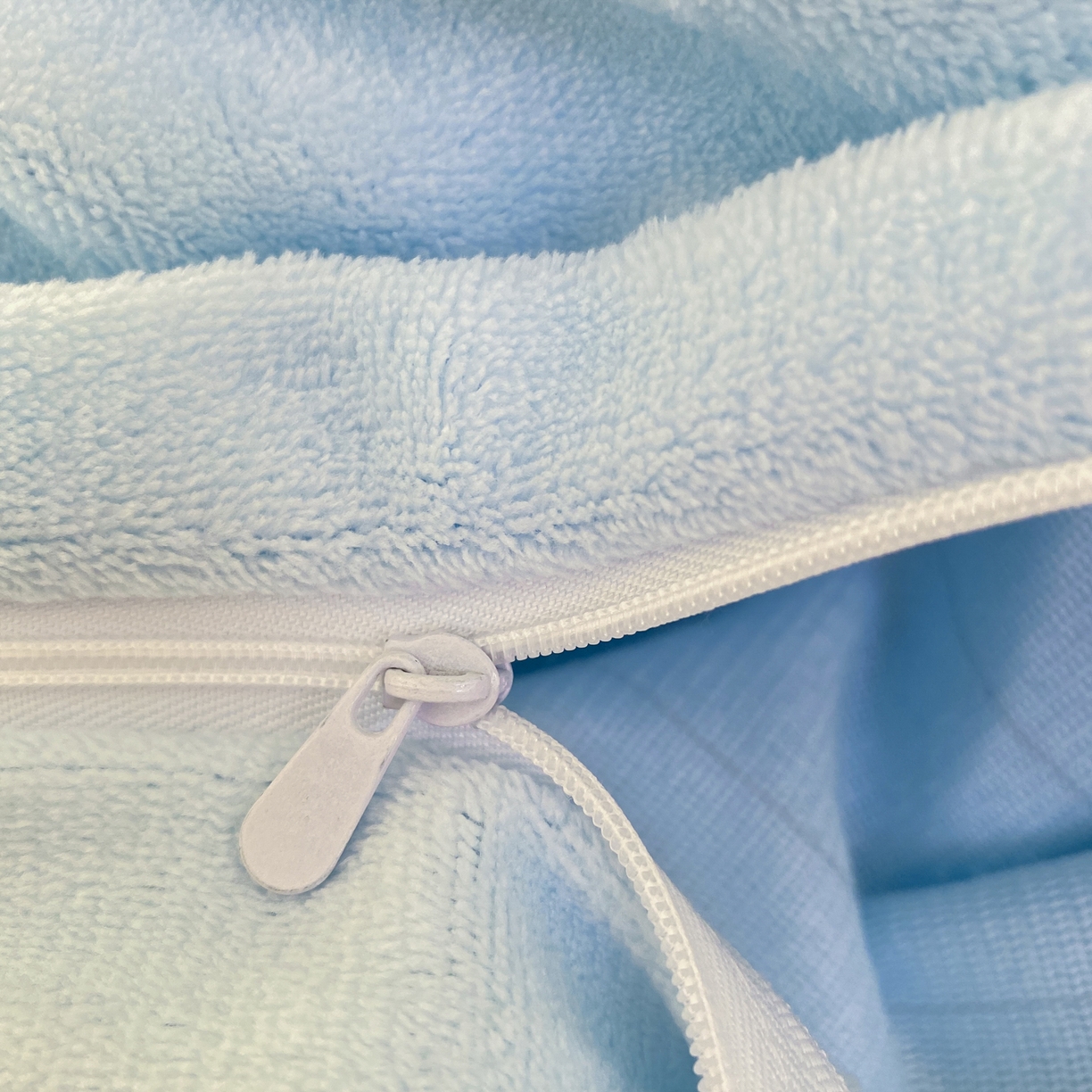 91家纺网 家纺一手货源 找家纺 二八年华 2025新款韩式花边款牛奶绒四件套 天蓝