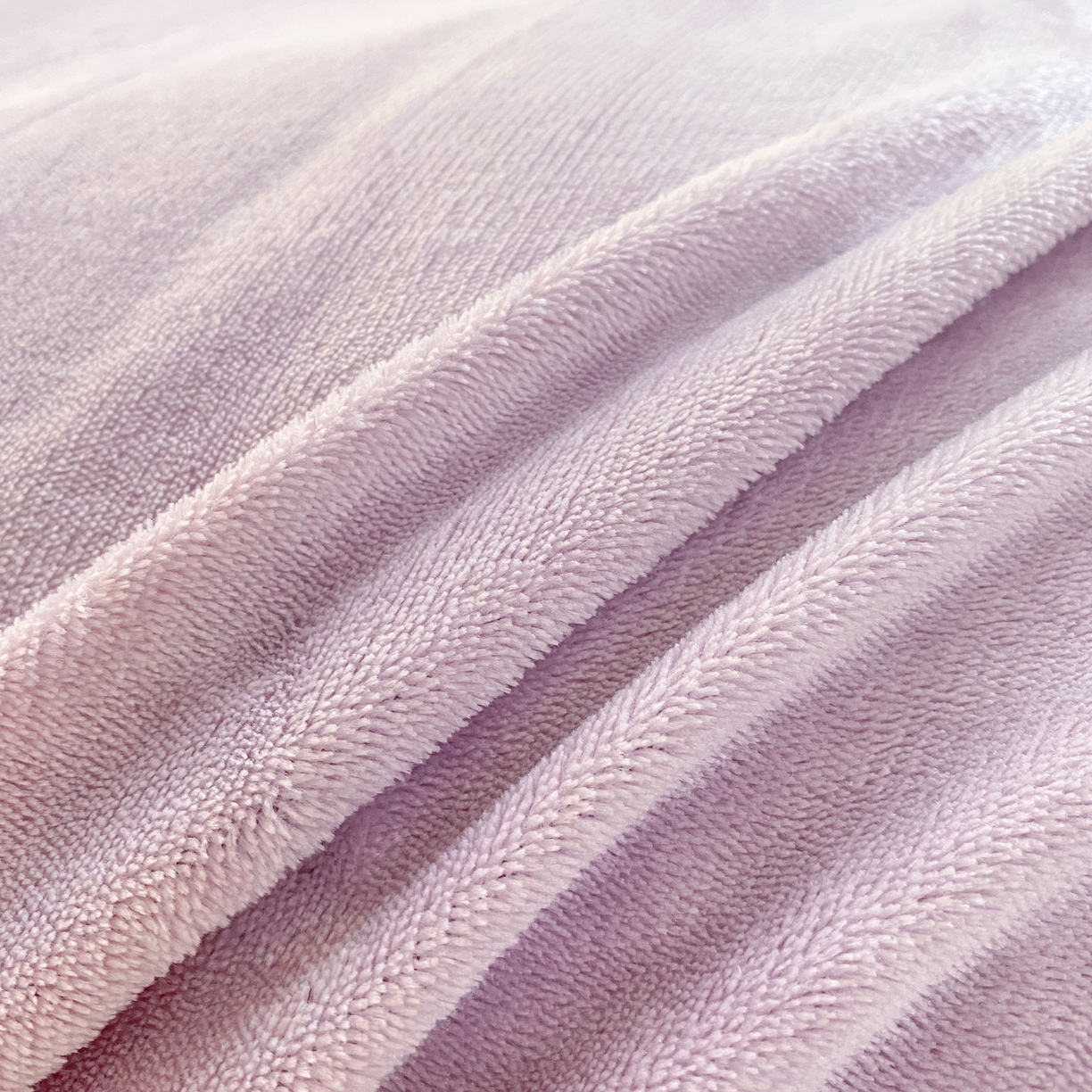 91家纺网 家纺一手货源 找家纺 二八年华 2025新款韩式花边款牛奶绒四件套 鸢紫