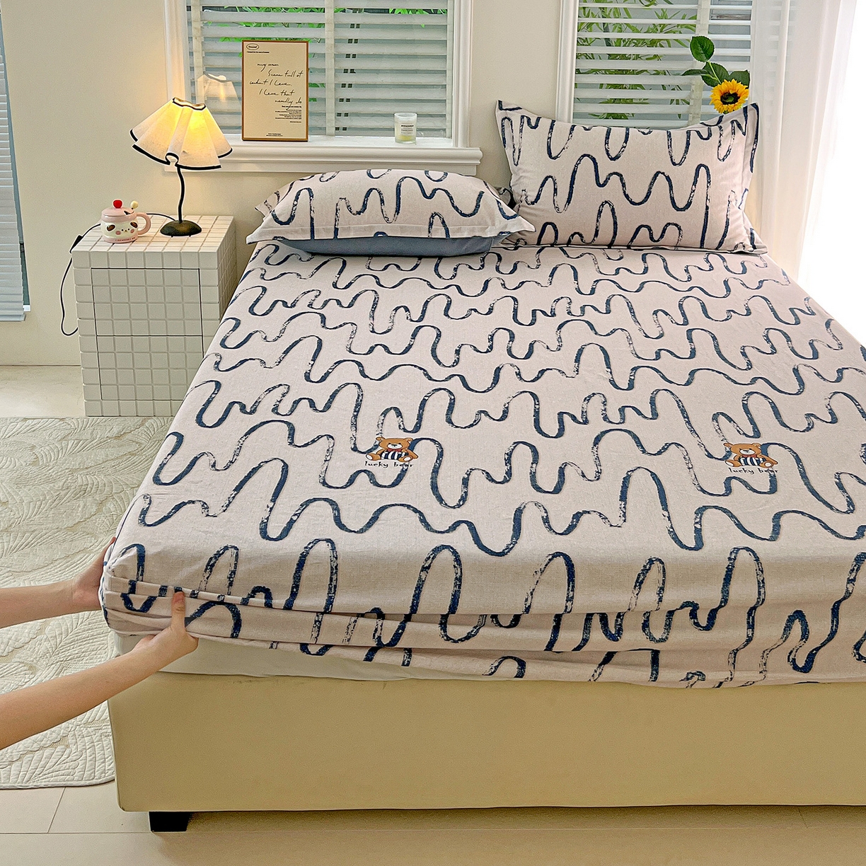 91家纺网 家纺一手货源 找家纺 依庭 2025新款高克重全棉纯棉磨毛印花四件套 幸运熊