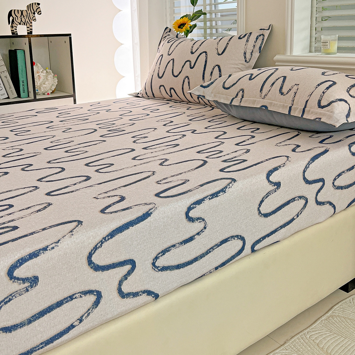 91家纺网 家纺一手货源 找家纺 依庭 2025新款高克重全棉纯棉磨毛印花四件套 幸运熊