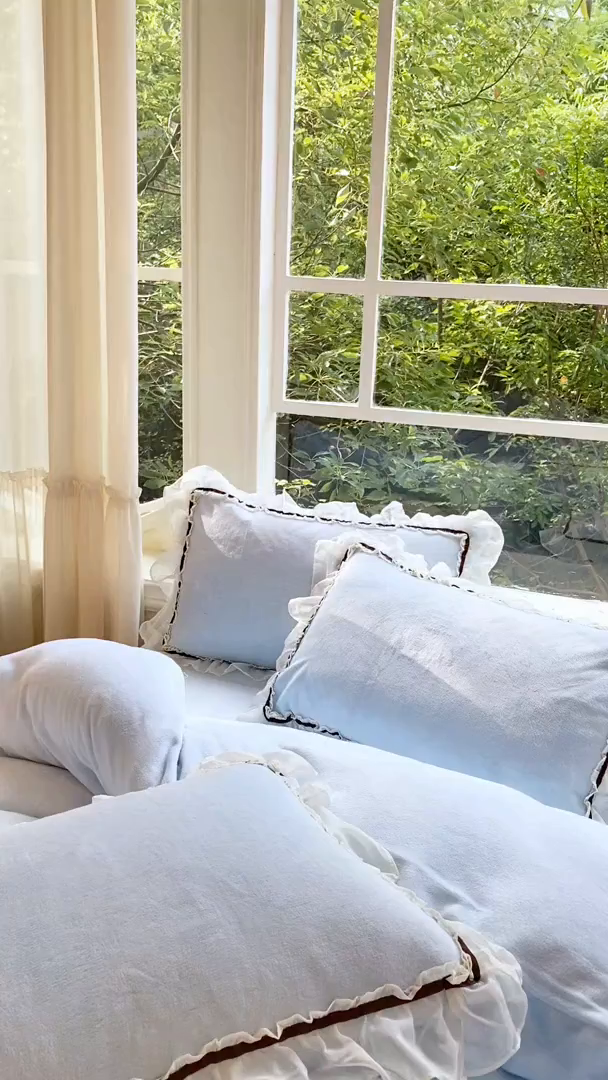 91家纺网 家纺一手货源 找家纺 二八年华 2025新款韩式花边款牛奶绒四件套 天蓝