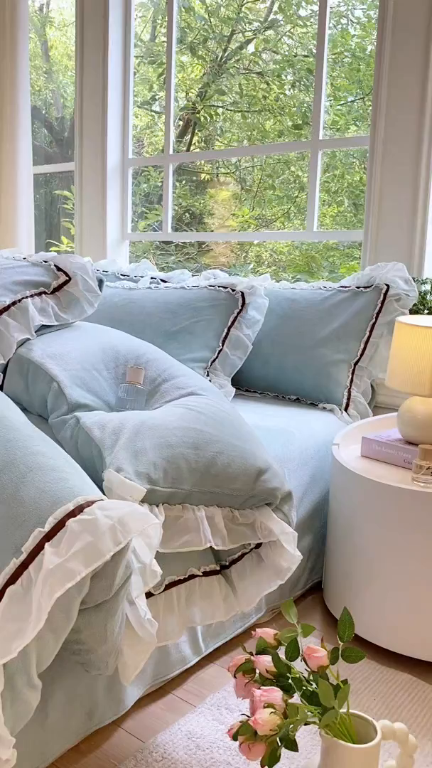 91家纺网 家纺一手货源 找家纺 二八年华 2025新款韩式花边款牛奶绒四件套 水绿