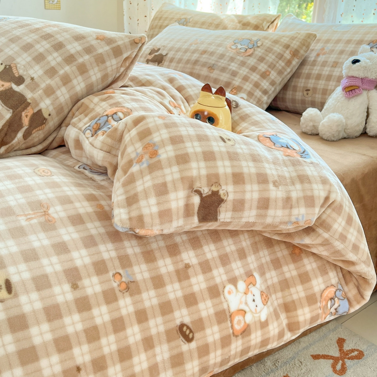 91家纺网 家纺一手货源 找家纺 麦伦家居 2025新款双面200g牛奶绒四件套 甜梦乐园-咖