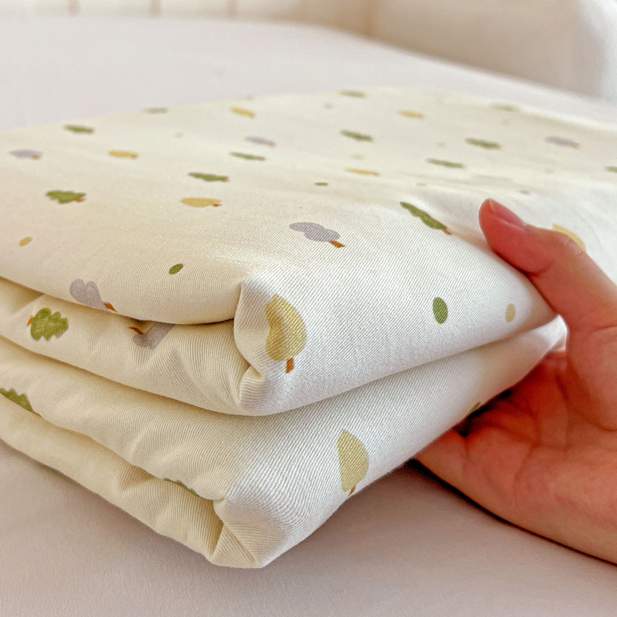 91家纺网 家纺一手货源 找家纺 依庭 2025新款高克重全棉纯棉磨毛印花四件套 叶叶情深