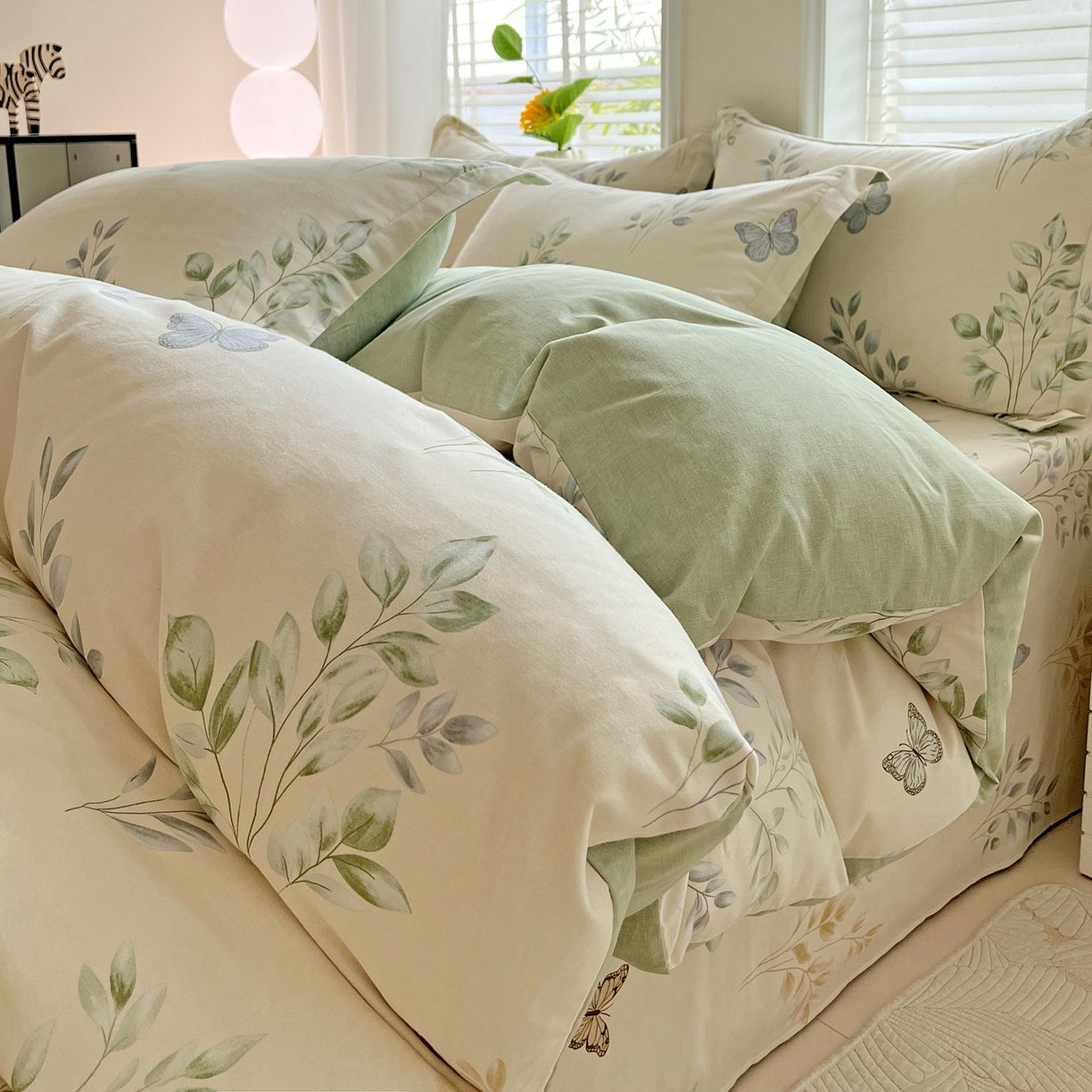 91家纺网 家纺一手货源 找家纺 依庭 2025新款高克重全棉纯棉磨毛印花四件套 悠悠仙草