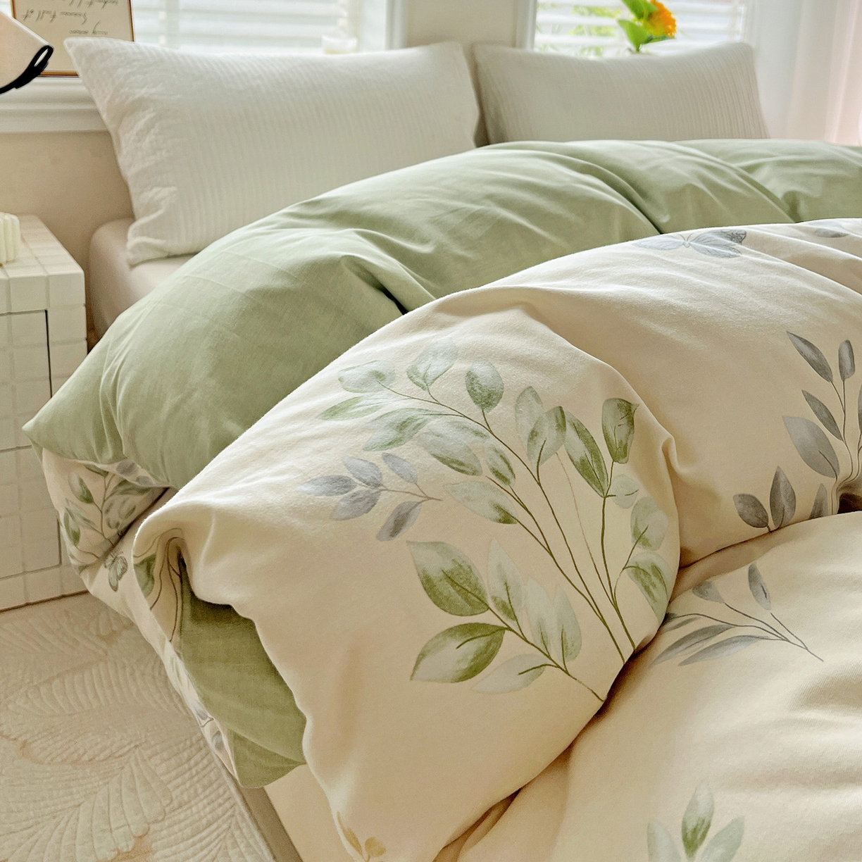 91家纺网 家纺一手货源 找家纺 依庭 2025新款高克重全棉纯棉磨毛印花四件套 悠悠仙草