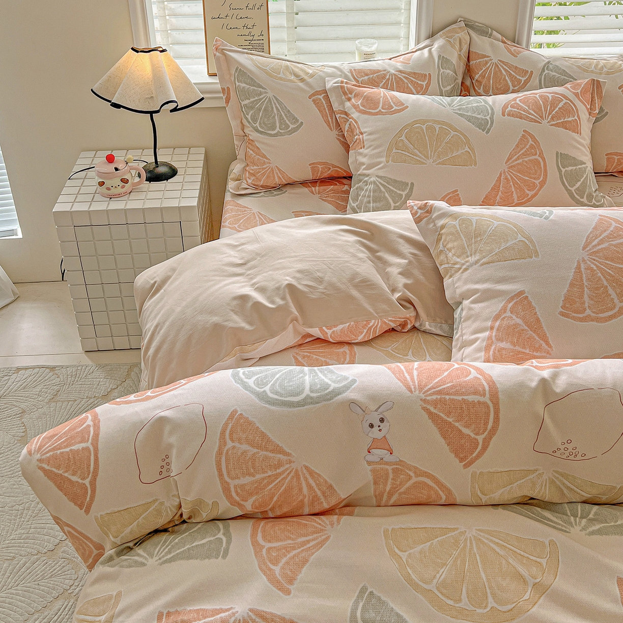 91家纺网 家纺一手货源 找家纺 依庭 2025新款高克重全棉纯棉磨毛印花四件套 柚见