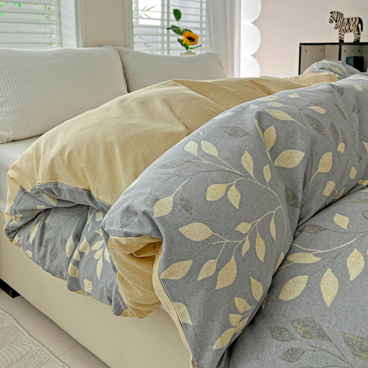 91家纺网 家纺一手货源 找家纺 依庭 2025新款高克重全棉纯棉磨毛印花四件套 灼华