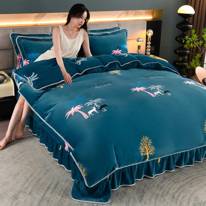 91家纺网 家纺一手货源 找家纺 （总）千嘻汇 2025新款8斤牛奶绒金貂法莱绒床裙款保暖绒四件套