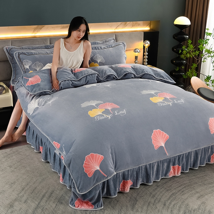 91家纺网 家纺一手货源 找家纺 （总）千嘻汇 2025新款8斤牛奶绒金貂法莱绒床裙款保暖绒四件套