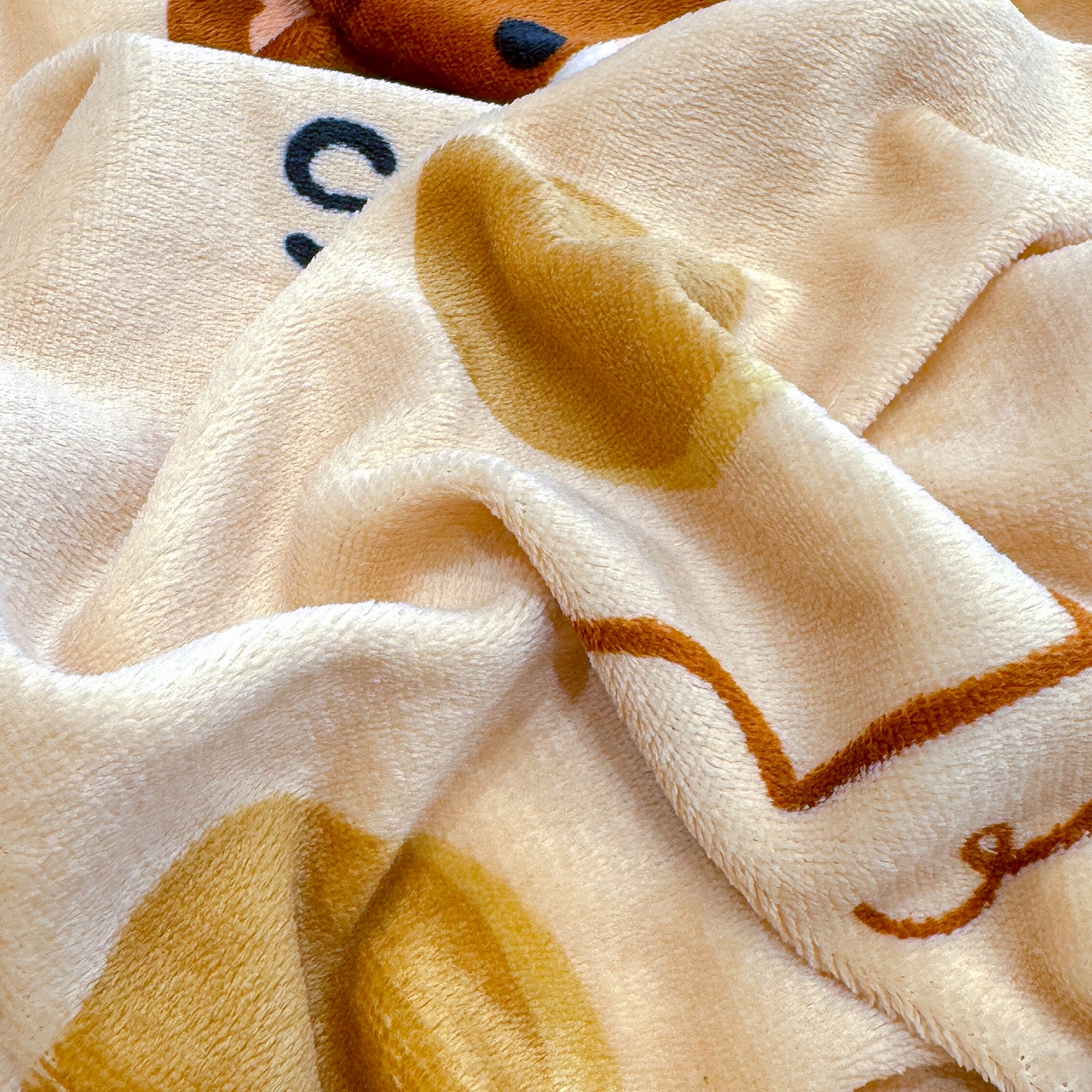 91家纺网 家纺一手货源 找家纺 枋梢家纺 2025新款加厚牛奶绒保暖四件套 甜心小熊