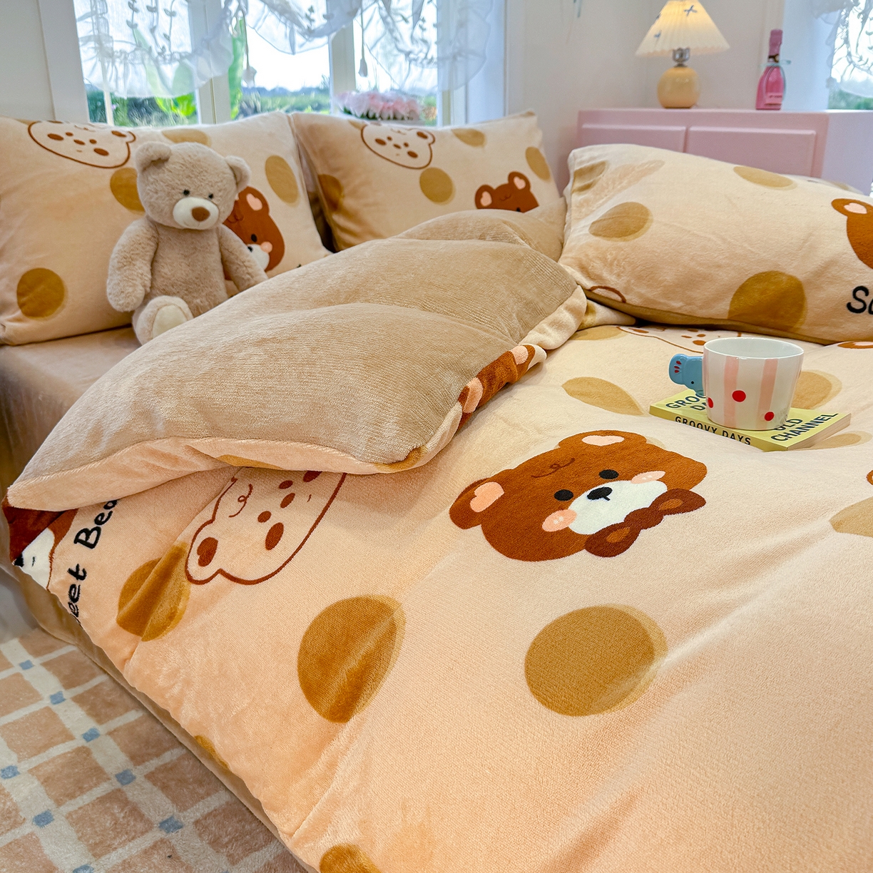 91家纺网 家纺一手货源 找家纺 枋梢家纺 2025新款加厚牛奶绒保暖四件套 甜心小熊