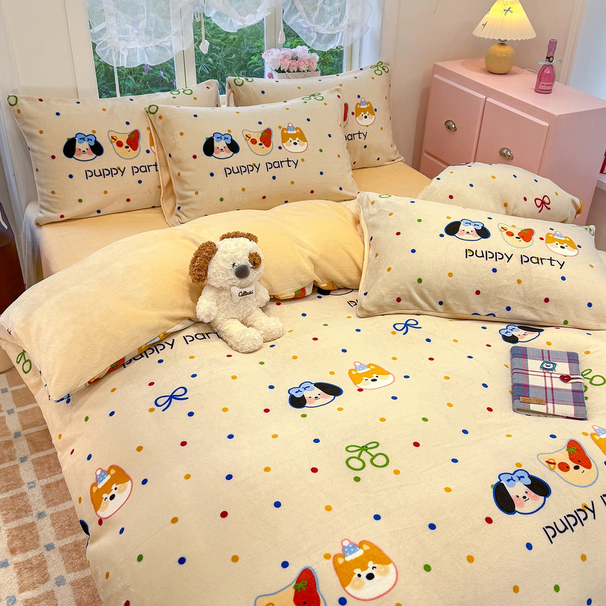 91家纺网 家纺一手货源 找家纺 枋梢家纺 2025新款加厚牛奶绒保暖四件套 小狗派对