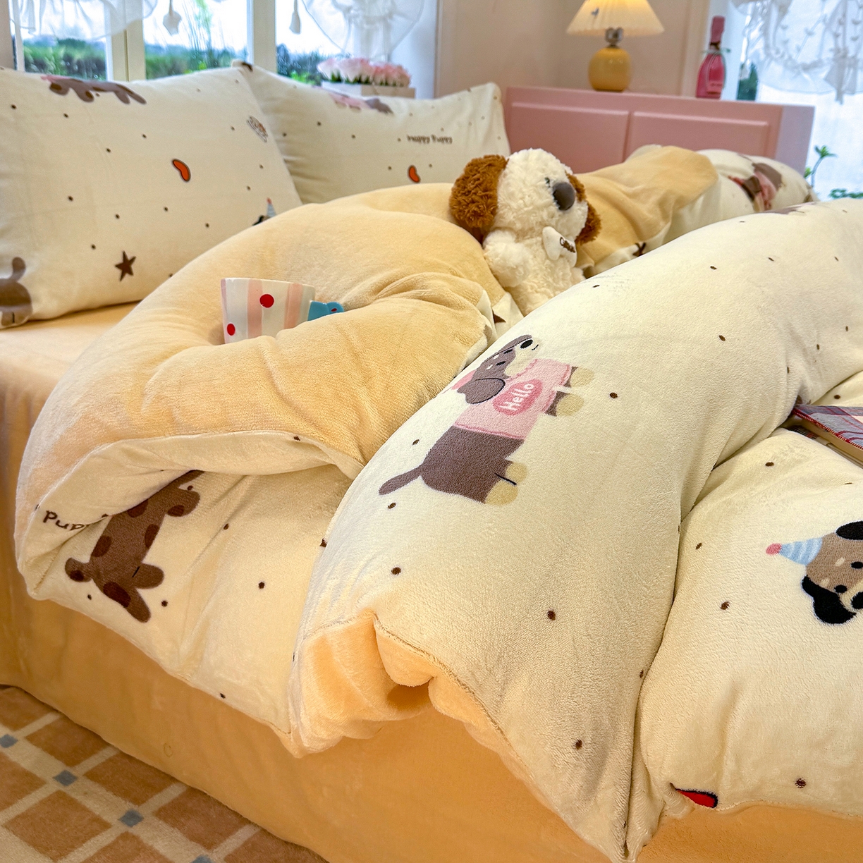 91家纺网 家纺一手货源 找家纺 枋梢家纺 2025新款加厚牛奶绒保暖四件套 腊肠狗