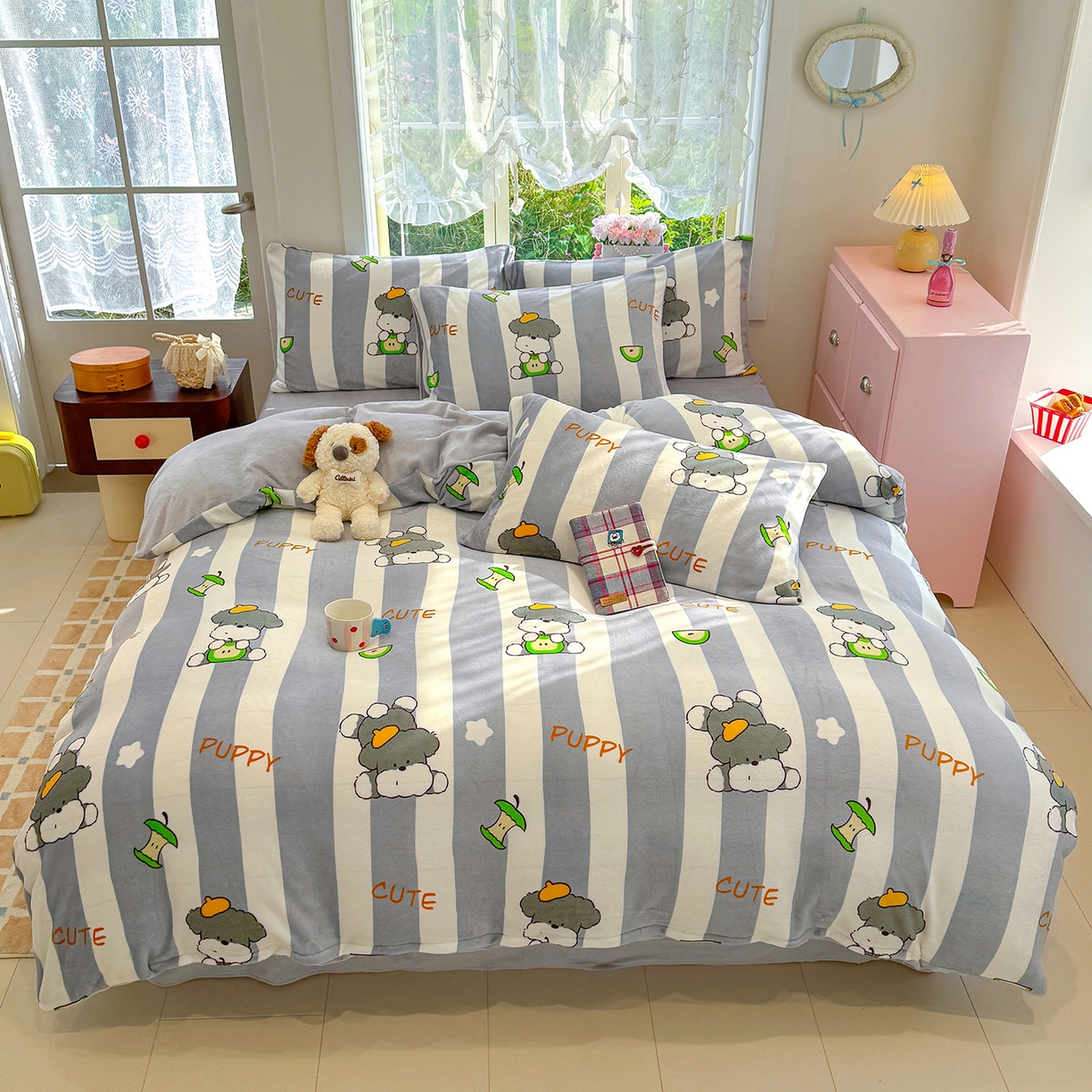 枋梢家纺 2025新款加厚牛奶绒保暖四件套 苹果小狗