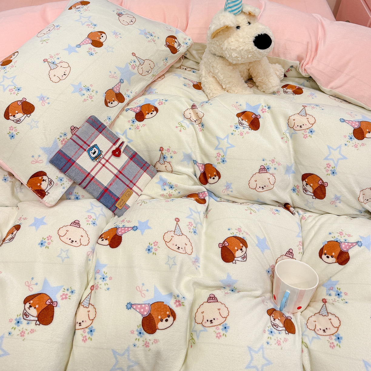 91家纺网 家纺一手货源 找家纺 枋梢家纺 2025新款加厚牛奶绒保暖四件套 星星小狗